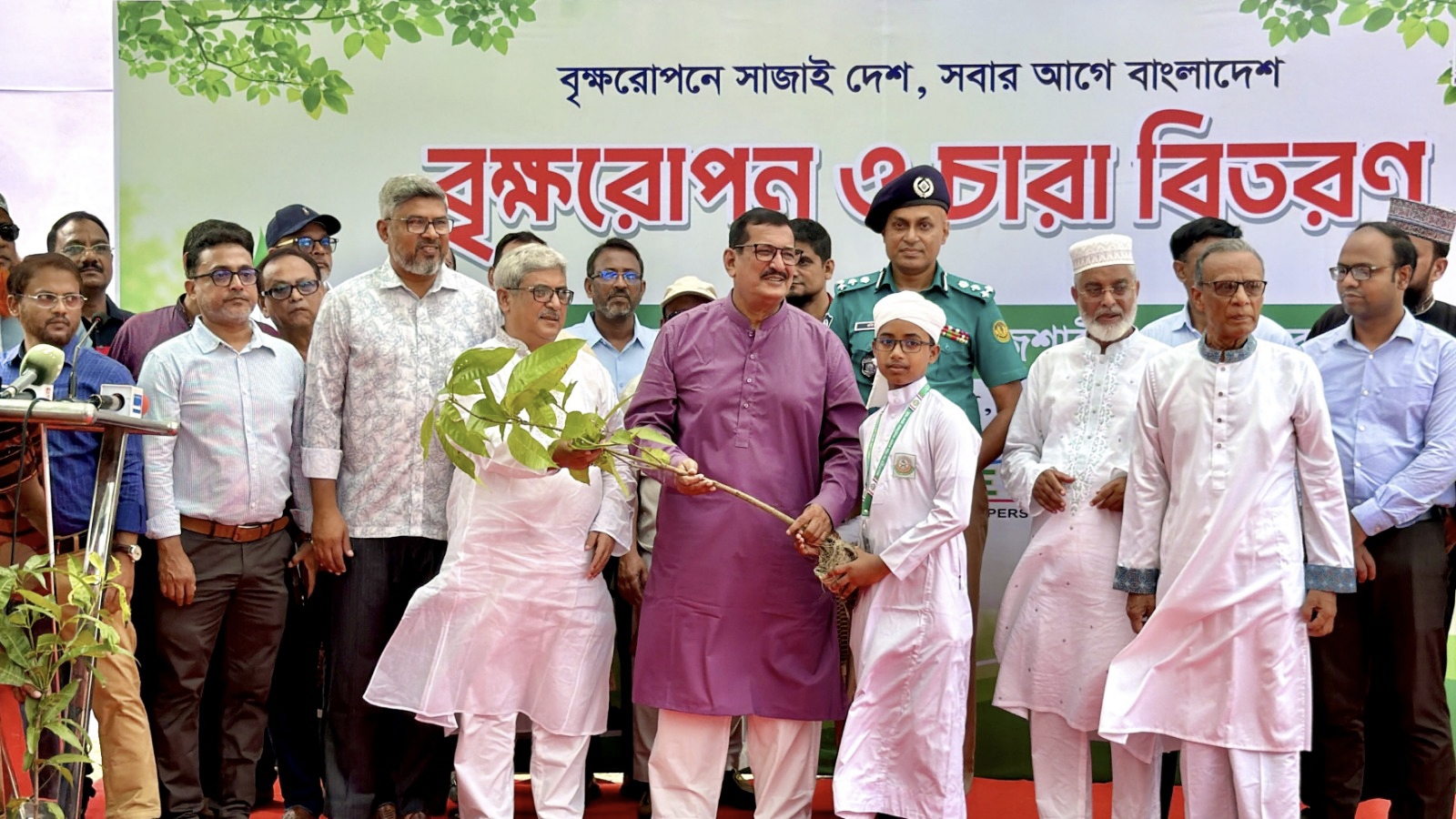 রাজশাহীর গ্রিন ও ক্লিন সিটির গৌরব ধরে রাখার আহ্বান ভূমিমন্ত্রী মিনুর
